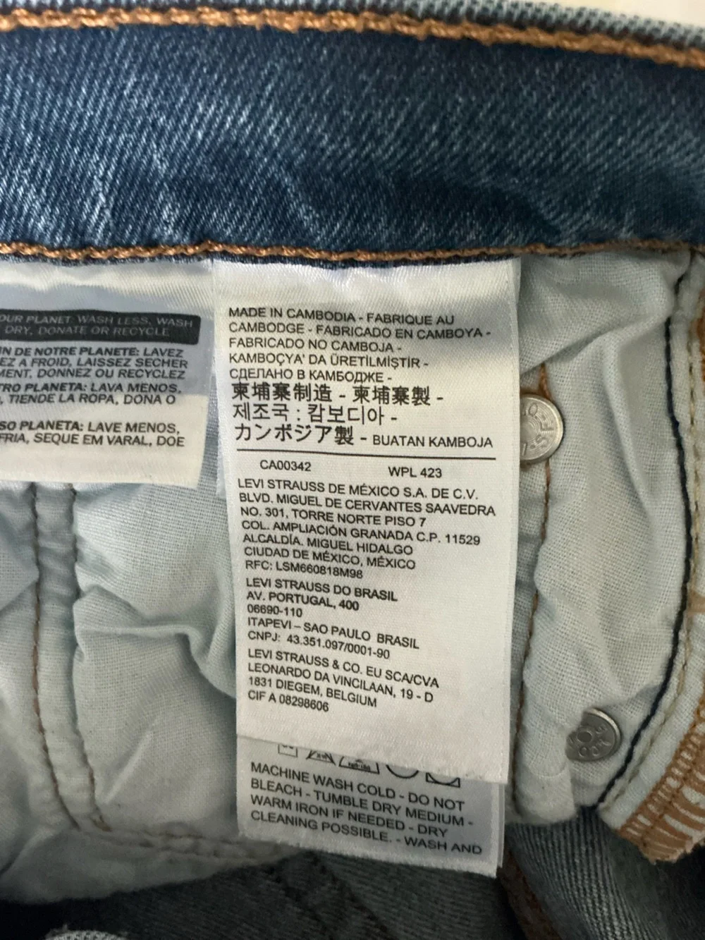 Levi's Women 501 Straight Leg Jeans - Medium Blue
